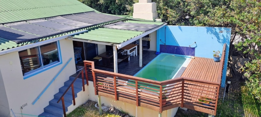 4 Bedroom Property for Sale in Perlemoenbaai Western Cape